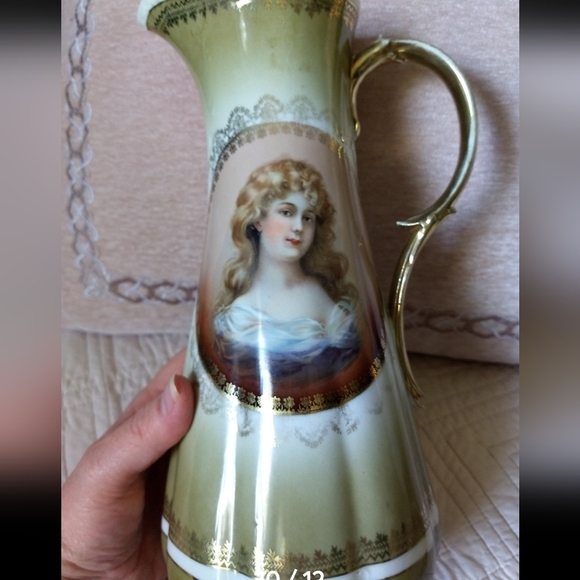 Antique Austrian Imperial China Porcelain Portrait Pitcher, Cups & Saucers Set - Picture 4 of 12